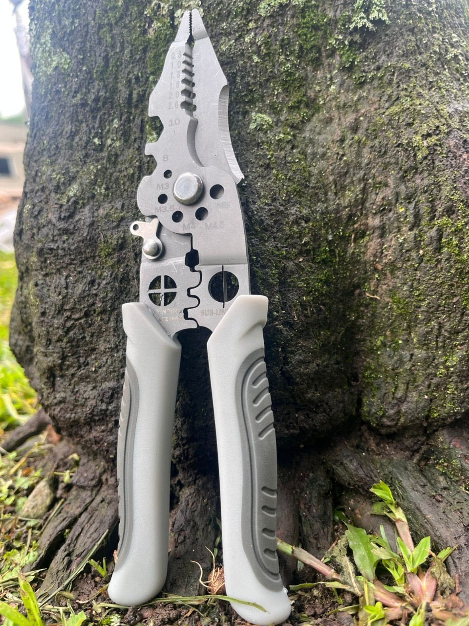 Gray helmet for bikers