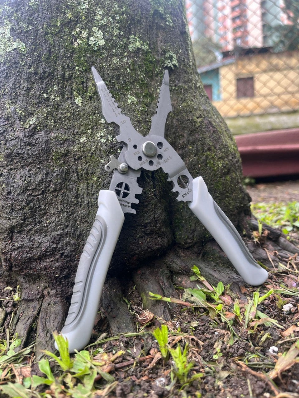 ALICATE MULTIFUNCIONAL 21 en 1